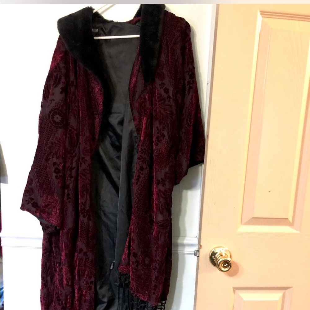 Elegant Burgundy Velvet Robe/ Kimono with Black Trim